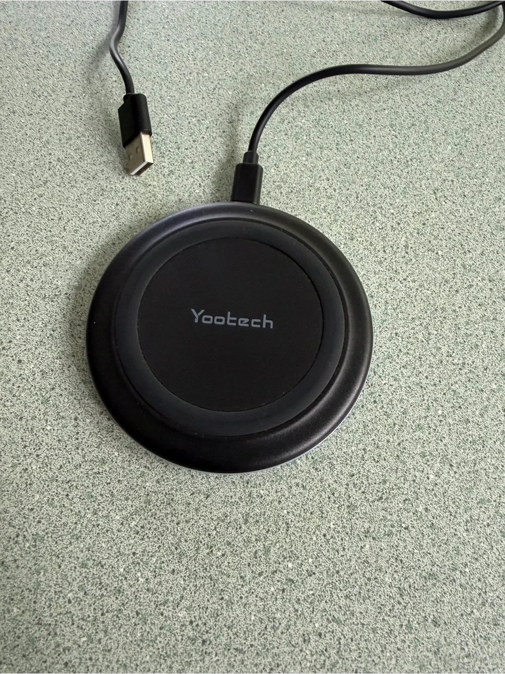 Yootech Black Wireless Charging Pad